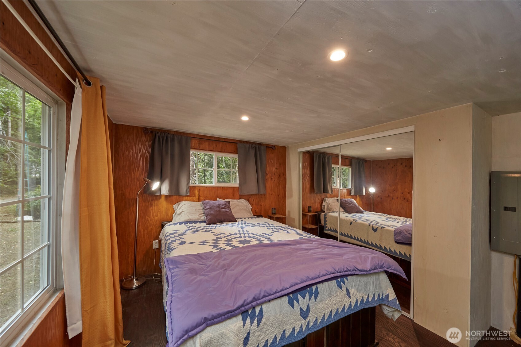 171 N Sylvester Lane , Lilliwaup, WA 98555