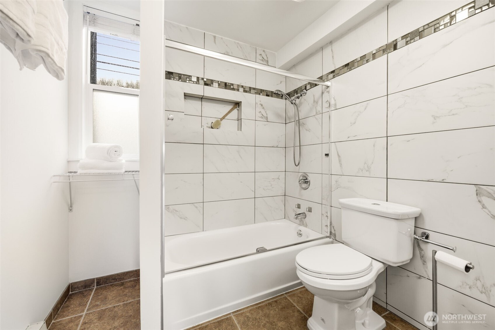 1758 Dexter Avenue N #4, Seattle, WA 98109