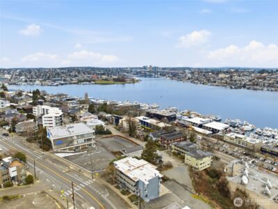 1758 Dexter Avenue N #4, Seattle, WA 98109 - Photo 29