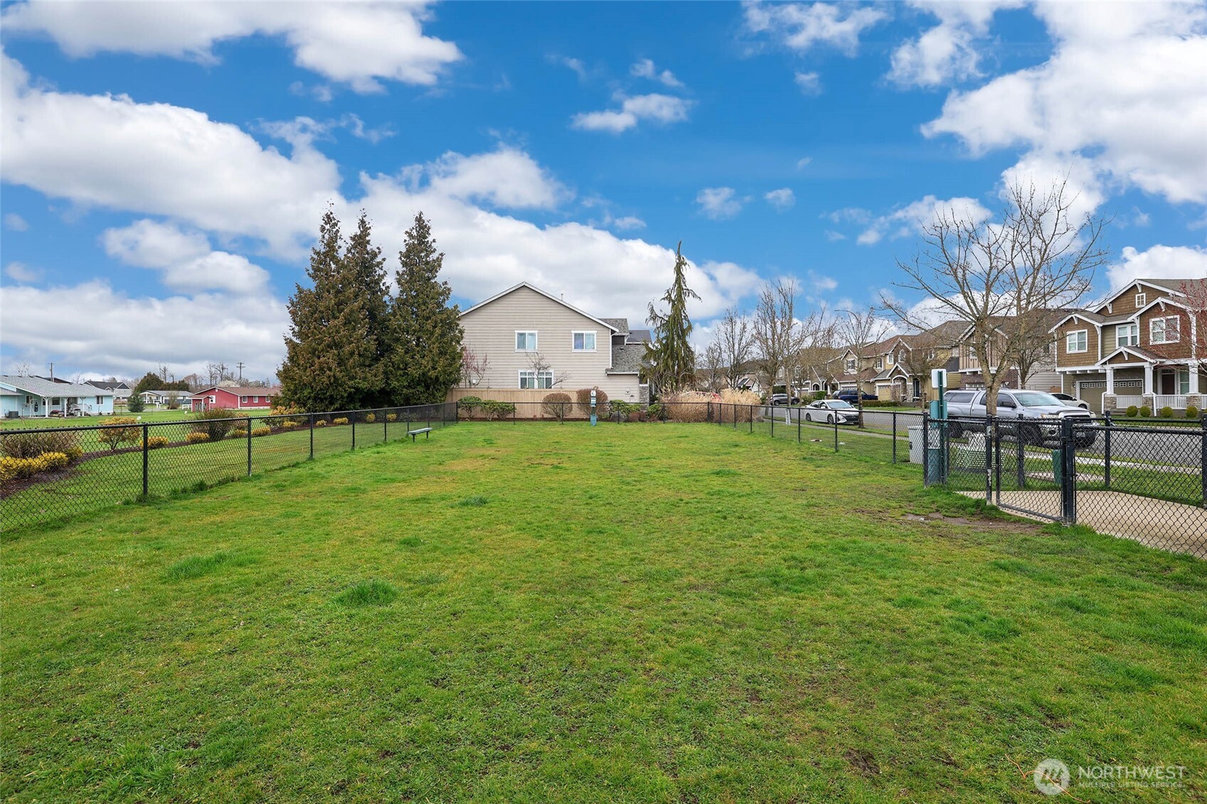 3916 61st Avenue E, Fife, WA 98424