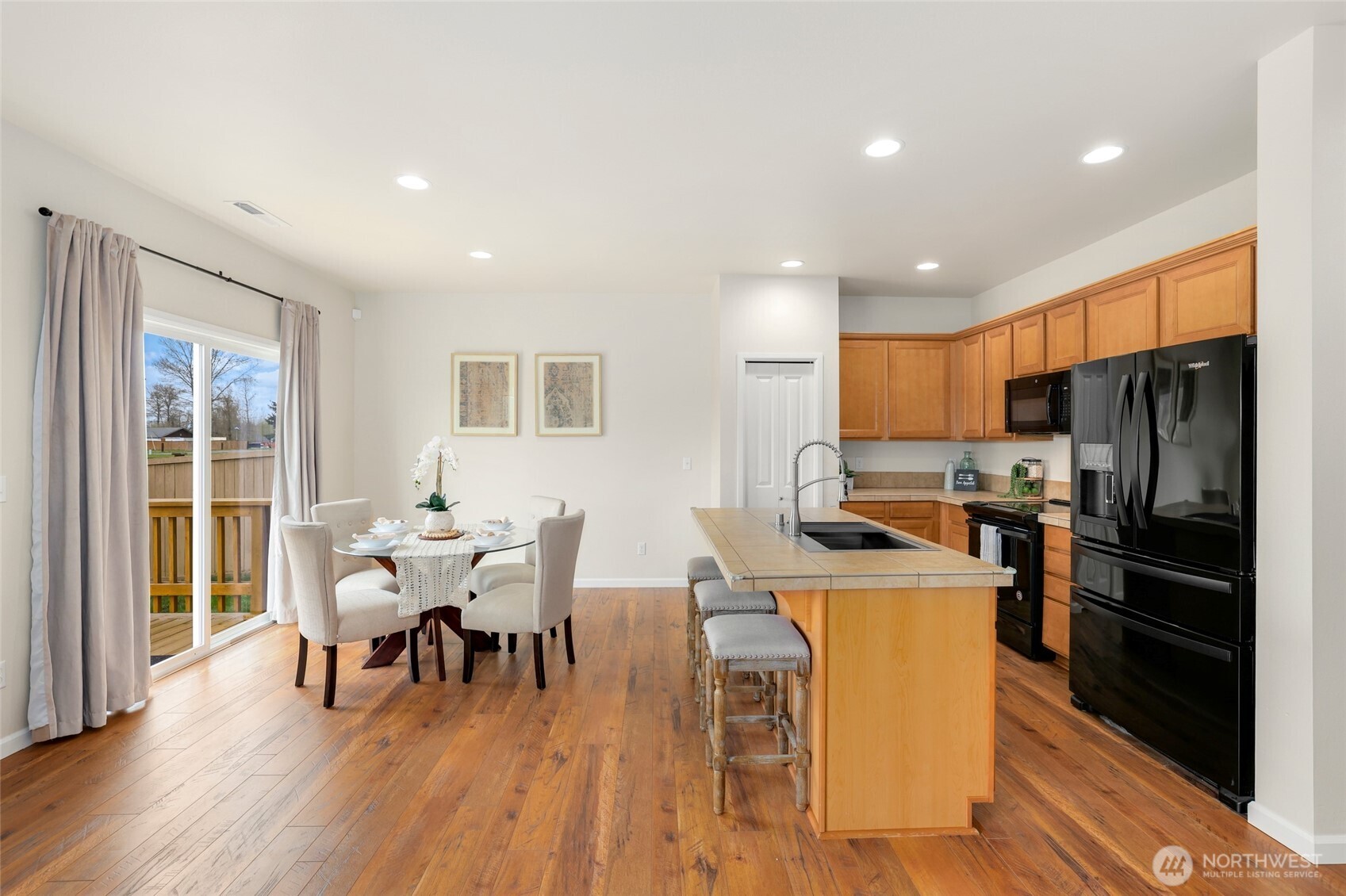 3916 61st Avenue E, Fife, WA 98424