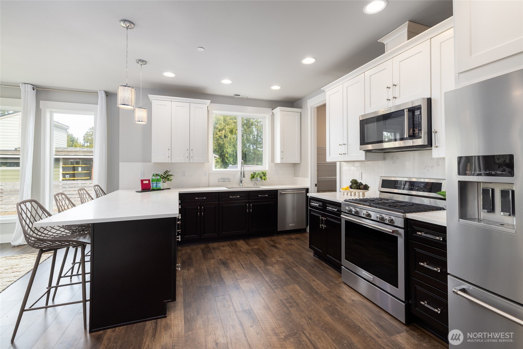 611 Upland Drive , Mount Vernon, WA 98273