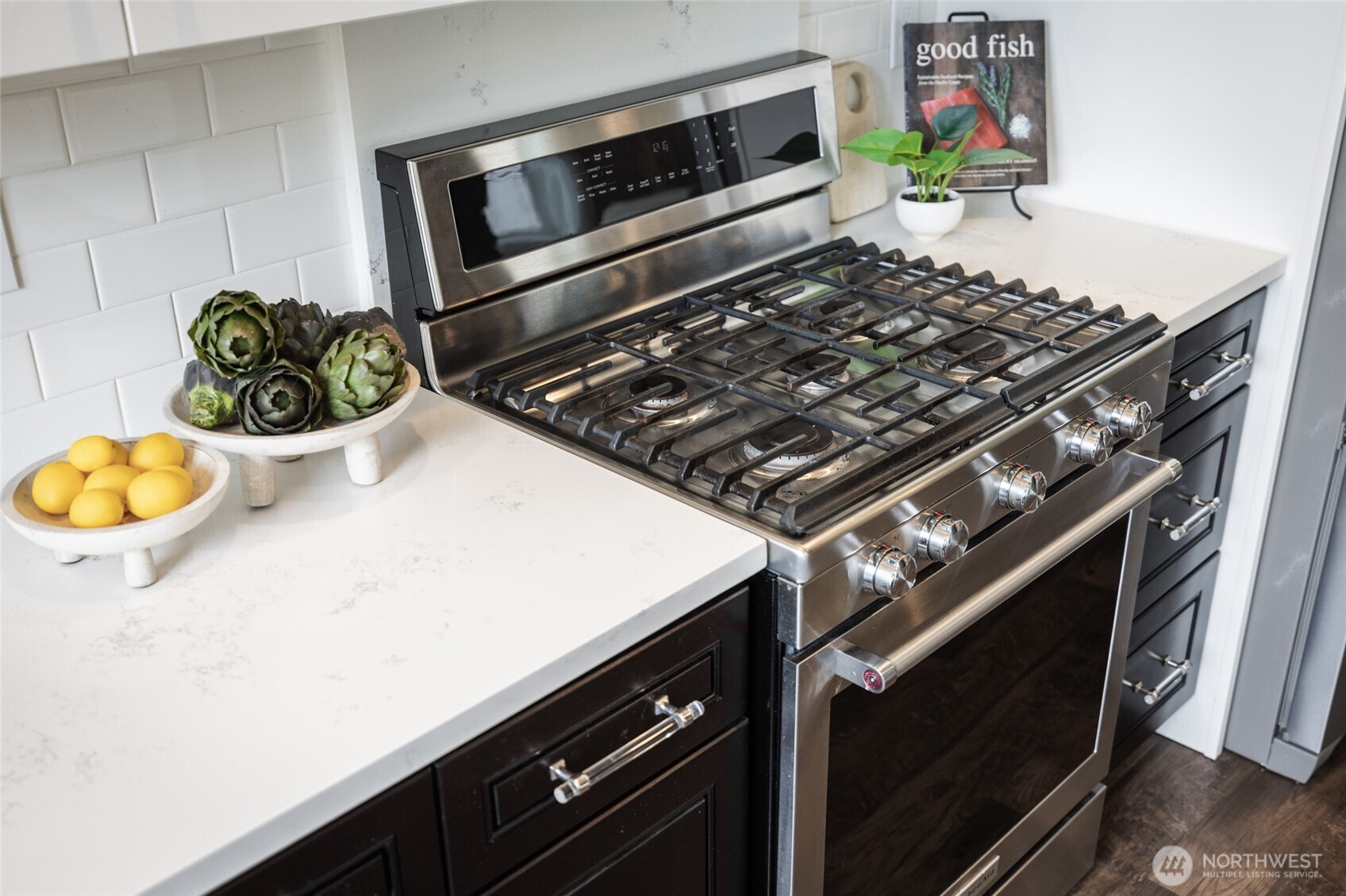 611 Upland Drive , Mount Vernon, WA 98273