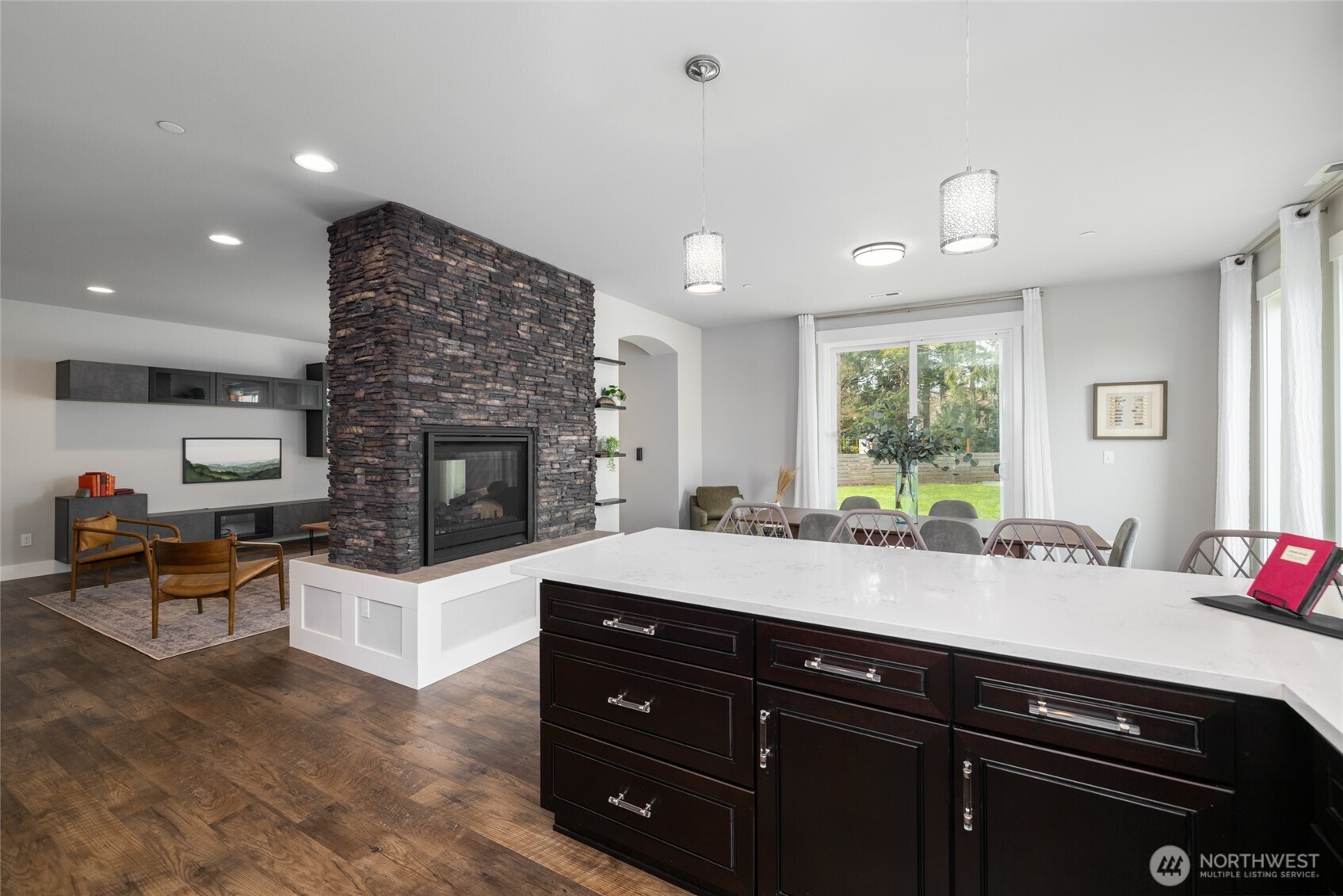 611 Upland Drive , Mount Vernon, WA 98273