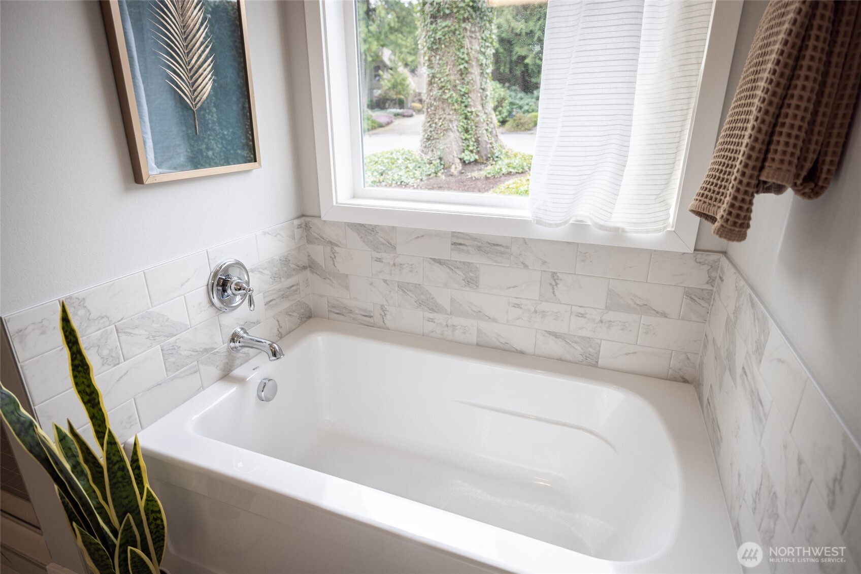 611 Upland Drive , Mount Vernon, WA 98273