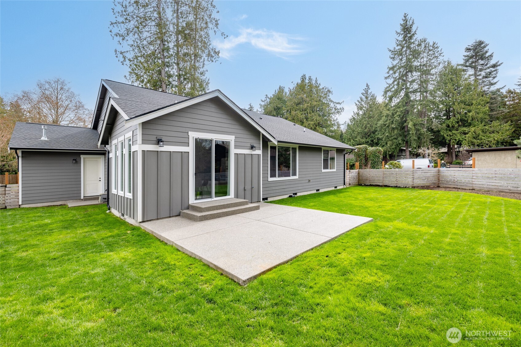 611 Upland Drive , Mount Vernon, WA 98273