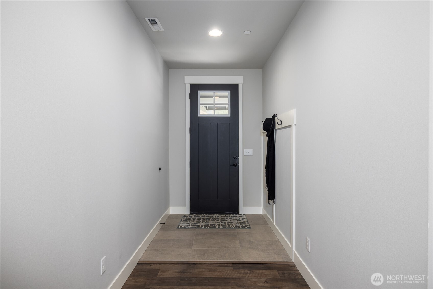 611 Upland Drive , Mount Vernon, WA 98273