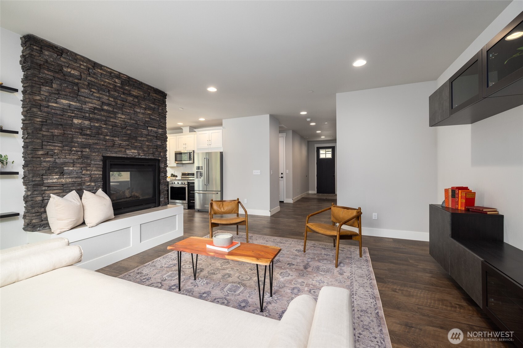 611 Upland Drive , Mount Vernon, WA 98273