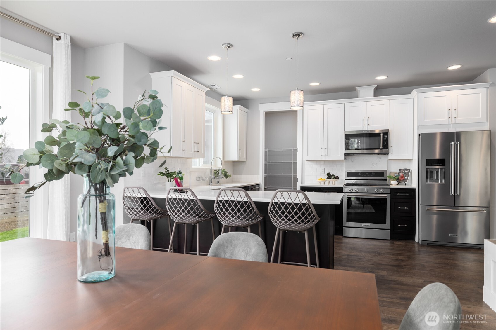 611 Upland Drive , Mount Vernon, WA 98273