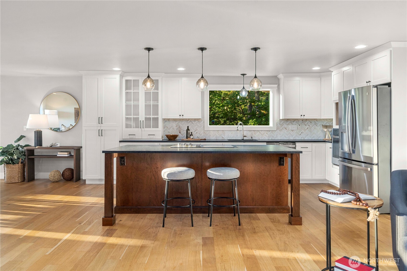 28601 13th Avenue S, Federal Way, WA 98003