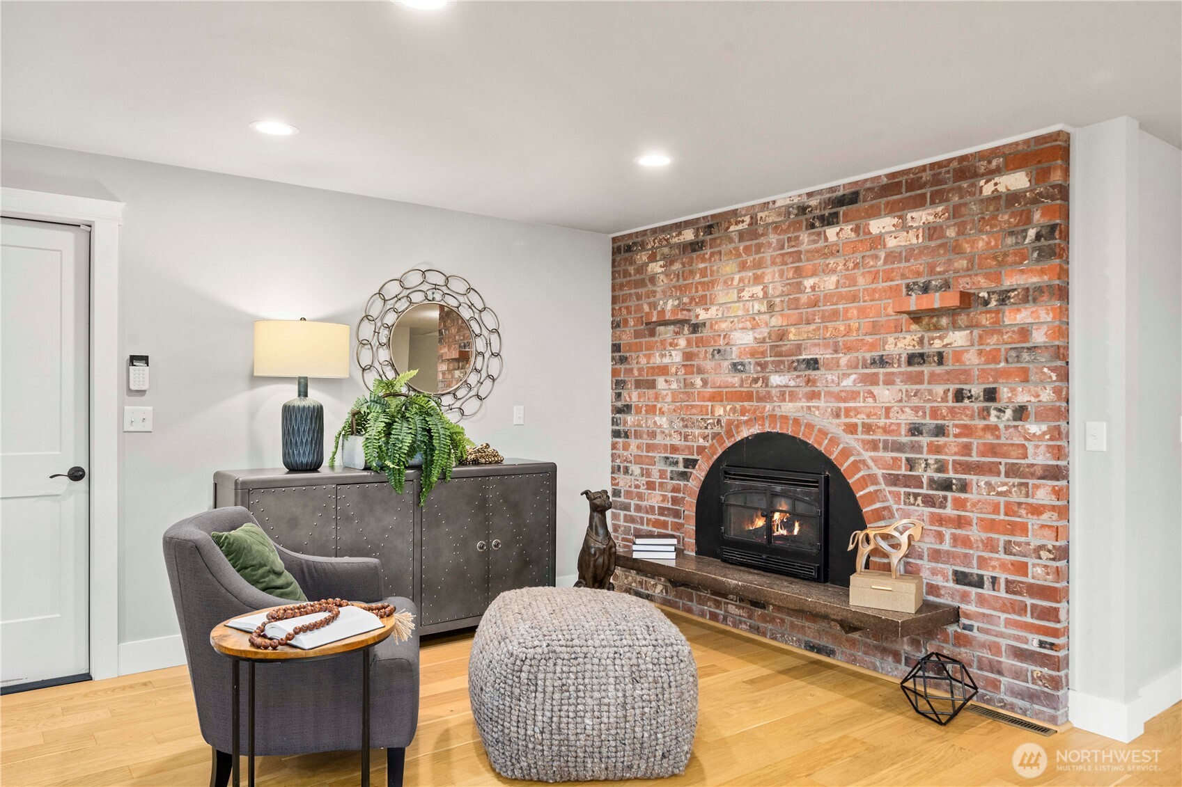 28601 13th Avenue S, Federal Way, WA 98003