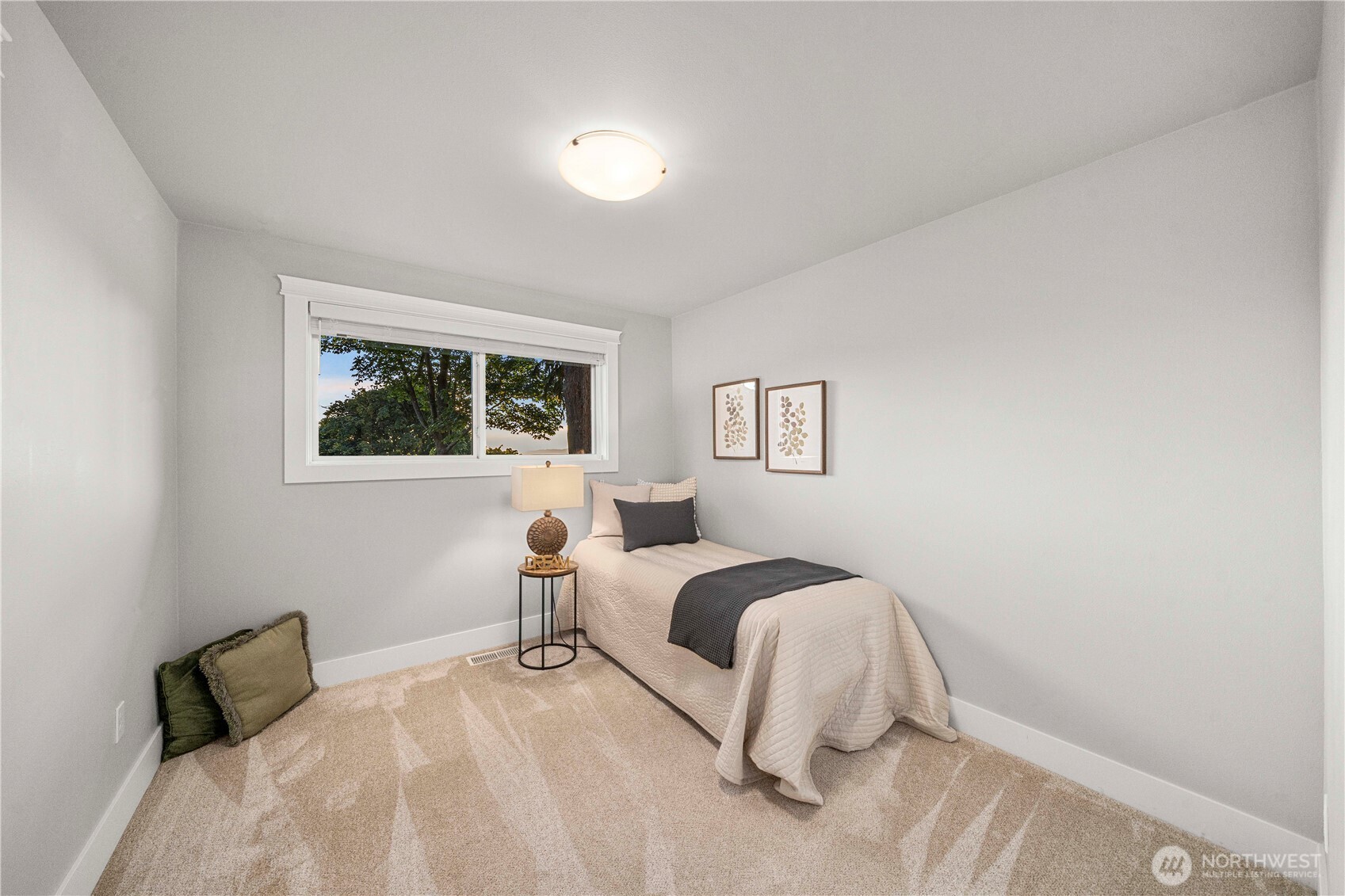 28601 13th Avenue S, Federal Way, WA 98003