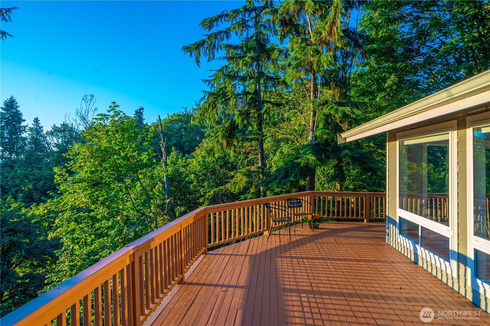 28601 13th Avenue S, Federal Way, WA 98003