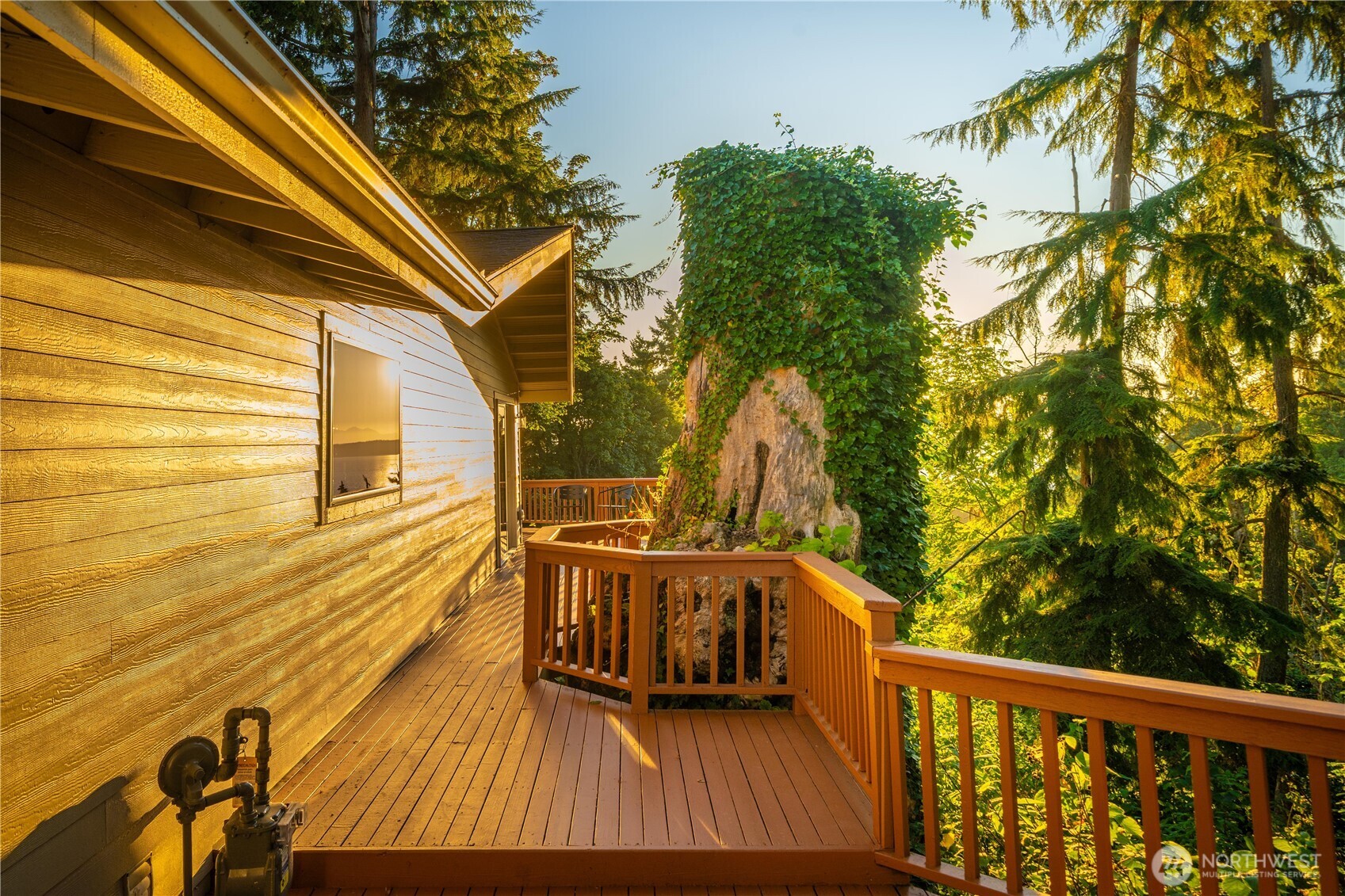 28601 13th Avenue S, Federal Way, WA 98003