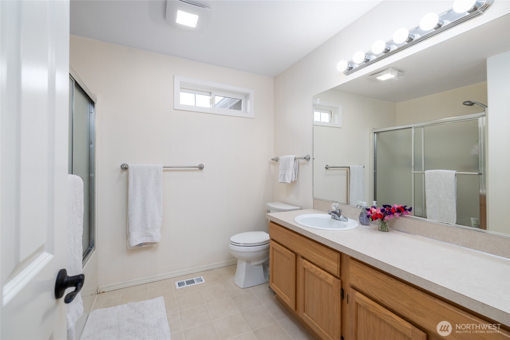 1014 S 38th Place , Mount Vernon, WA 98274