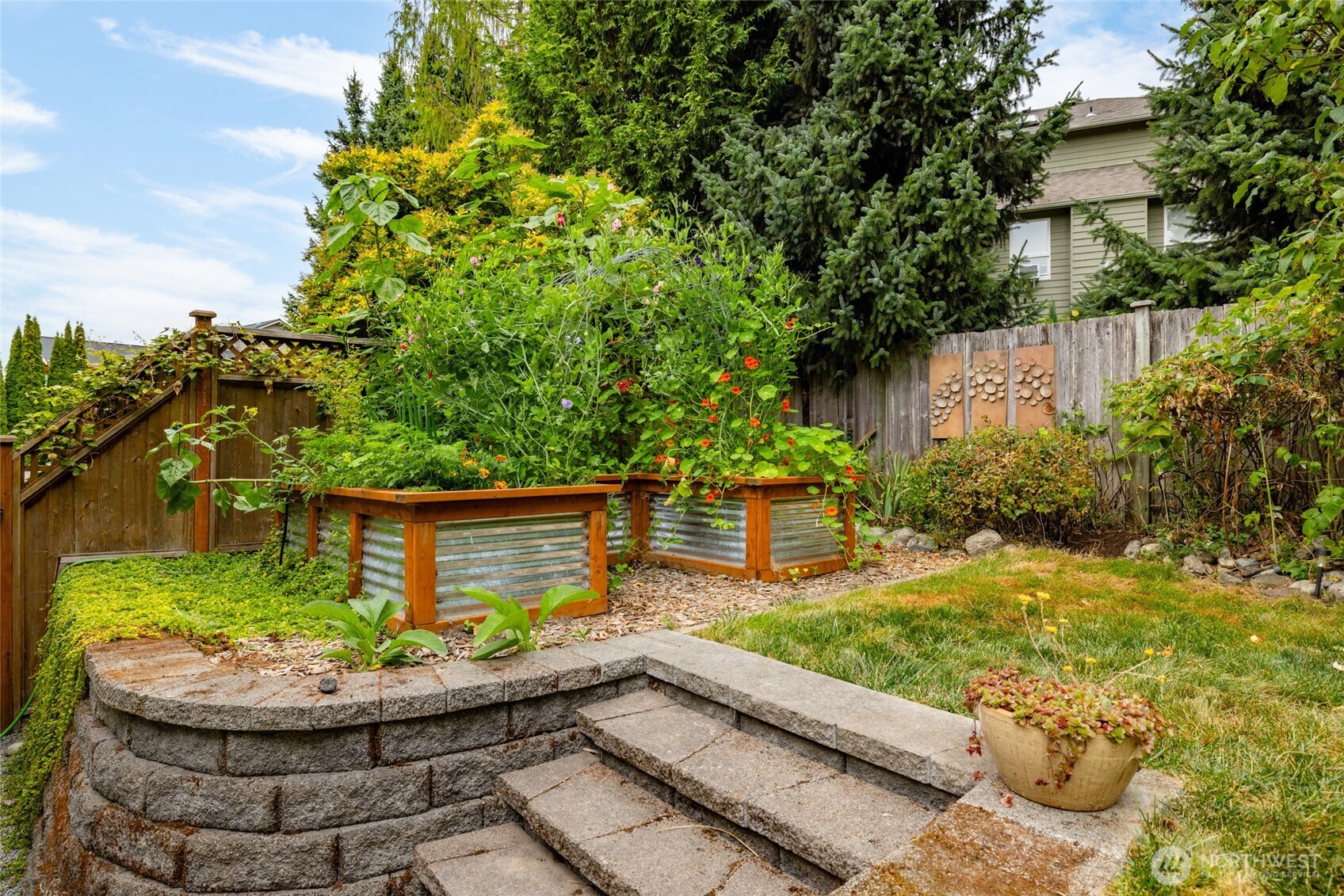 1014 S 38th Place , Mount Vernon, WA 98274