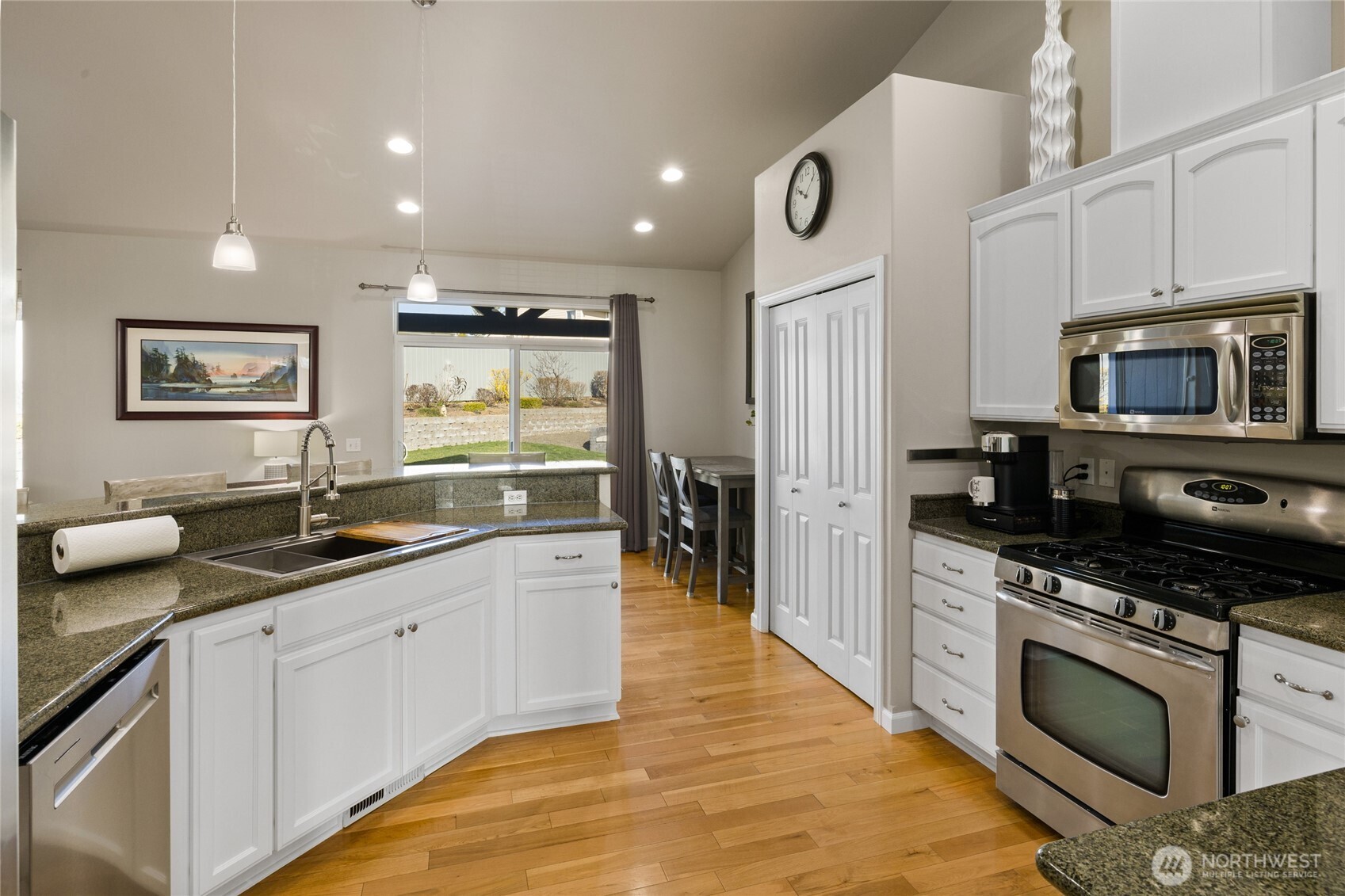 1407 N Canterbury Drive , Ellensburg, WA 98926