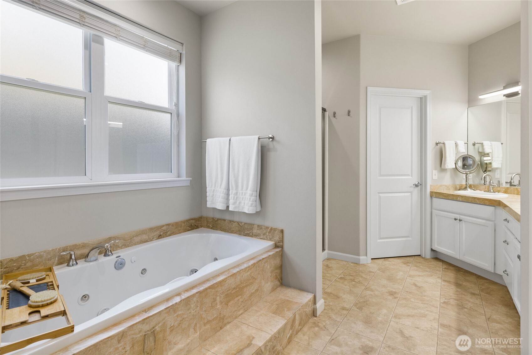 1407 N Canterbury Drive , Ellensburg, WA 98926