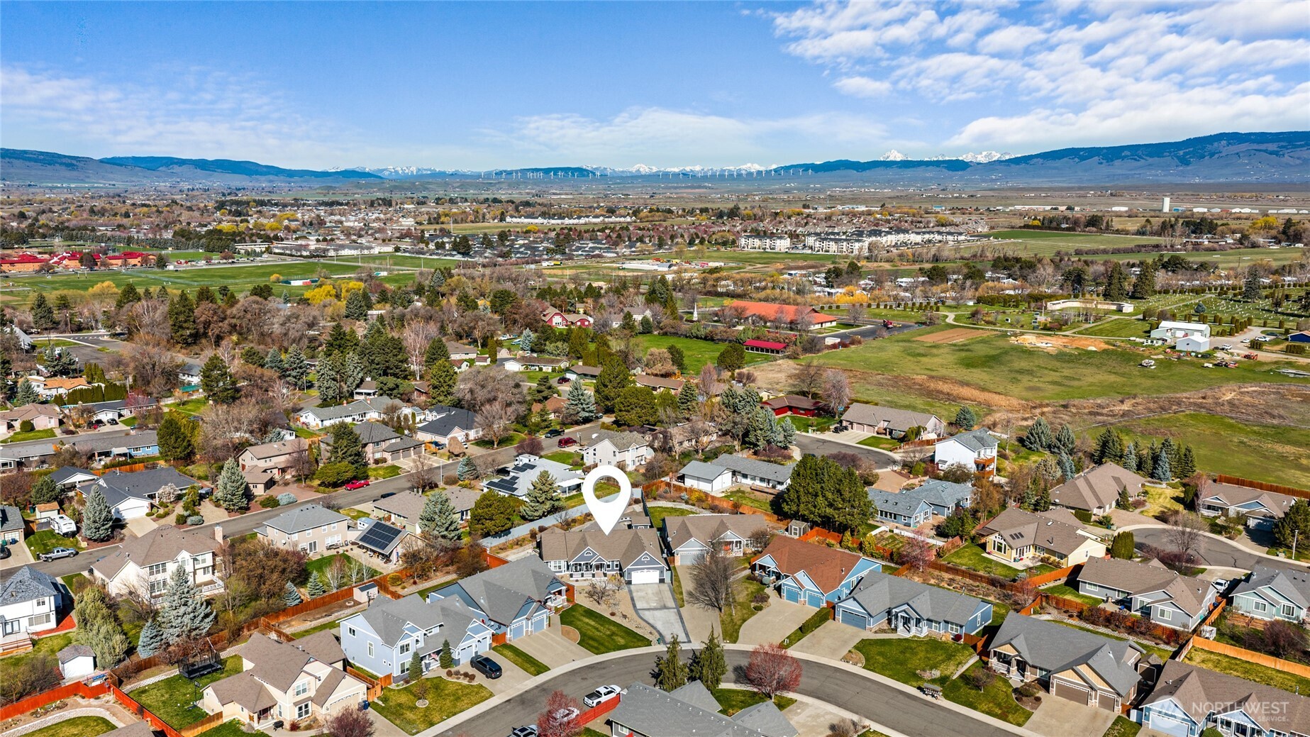 1407 N Canterbury Drive , Ellensburg, WA 98926