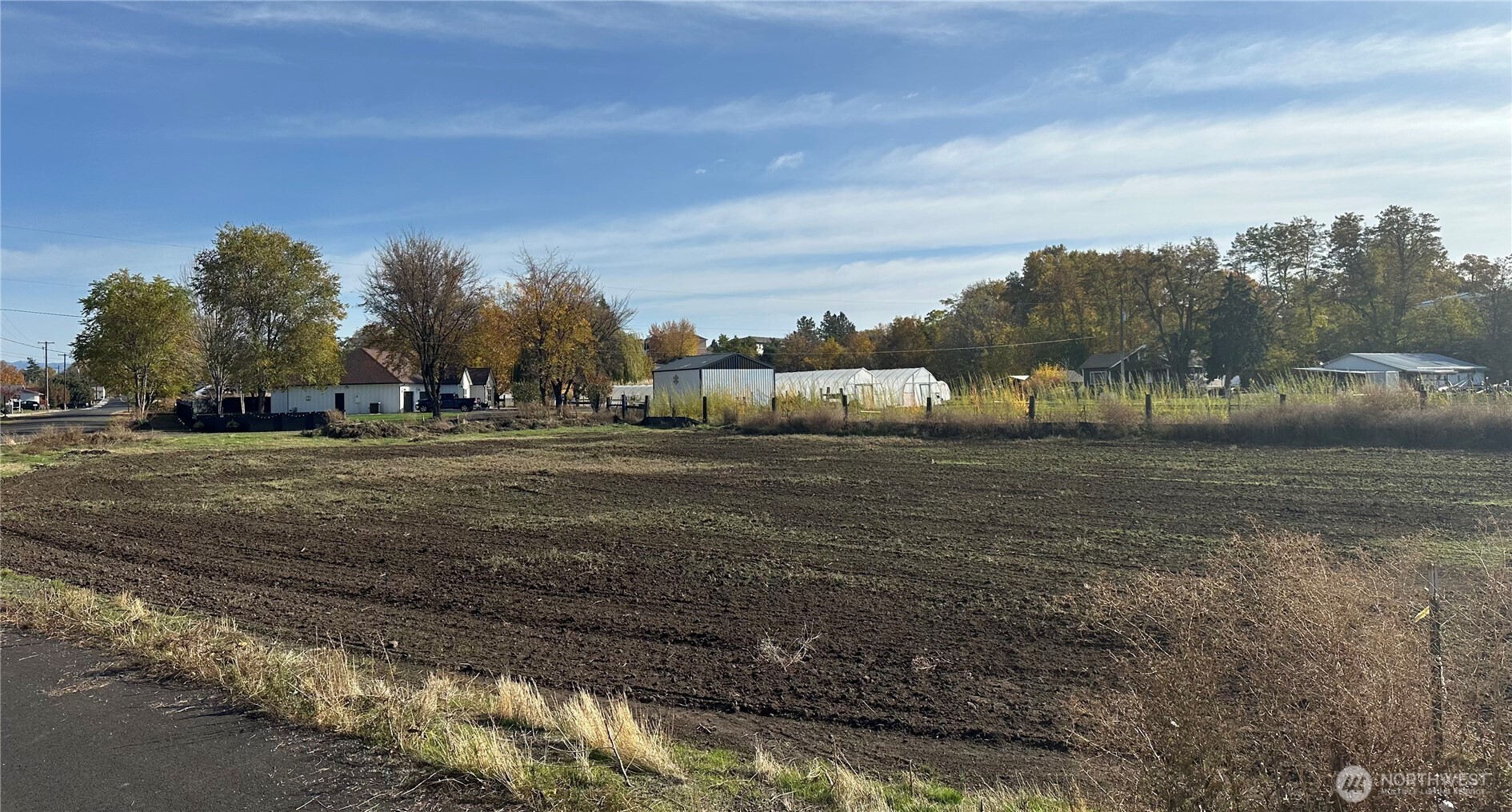 411 SW 12th , College Place, WA 99324