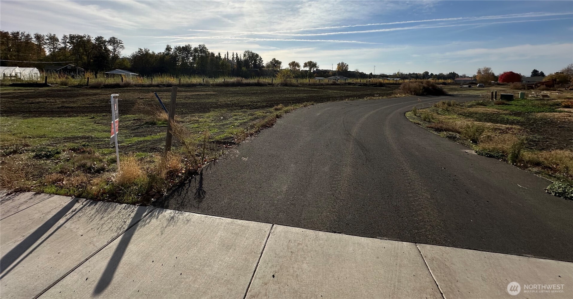 411 SW 12th , College Place, WA 99324