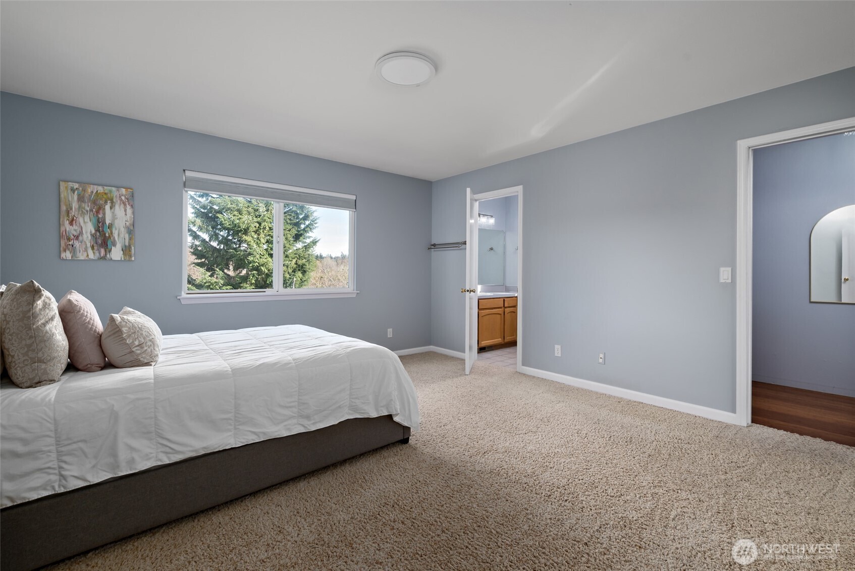 910 NE Cordero Place , Oak Harbor, WA 98277-3544