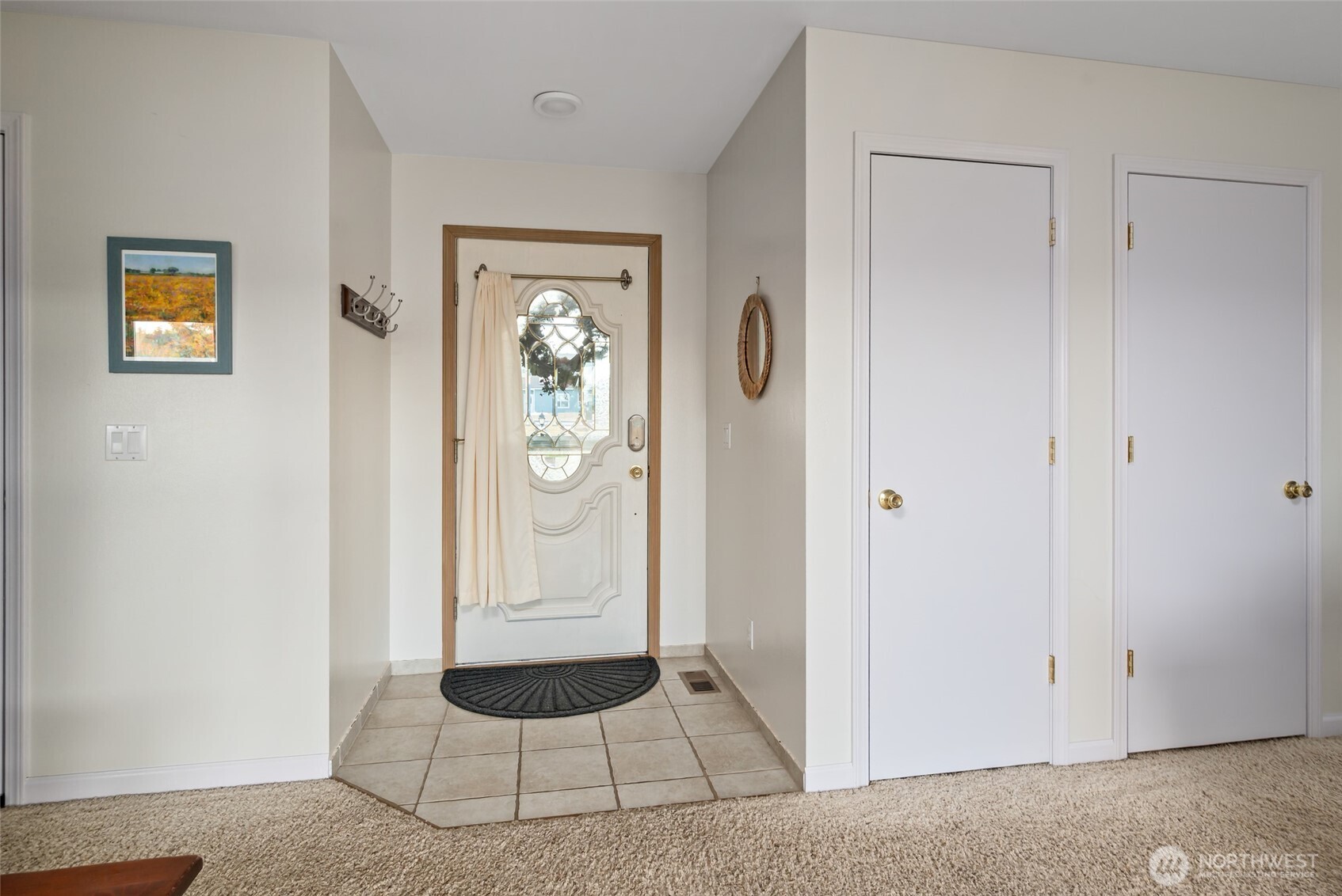 910 NE Cordero Place , Oak Harbor, WA 98277-3544