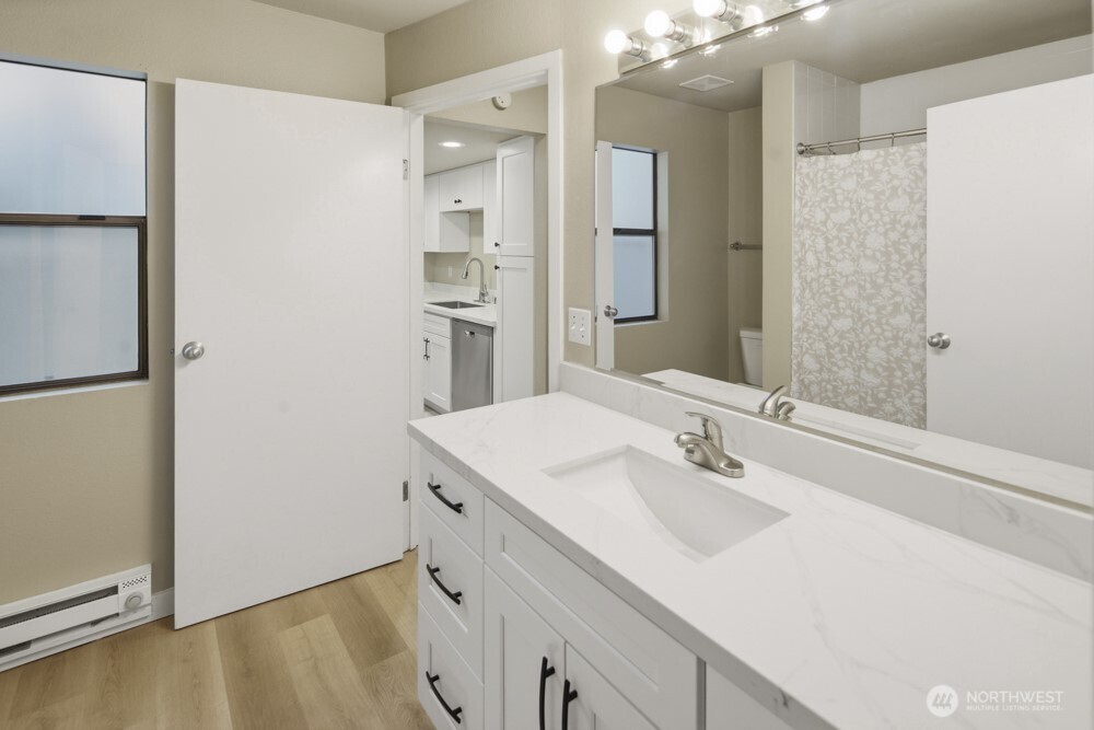 10506 NE 32nd Place #G203, Bellevue, WA 98004