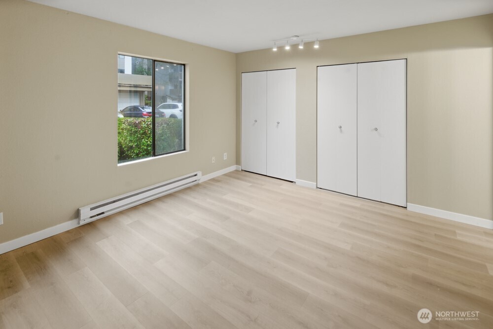 10506 NE 32nd Place #G203, Bellevue, WA 98004