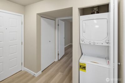 10506 NE 32nd Place #G203, Bellevue, WA 98004 - Photo 19