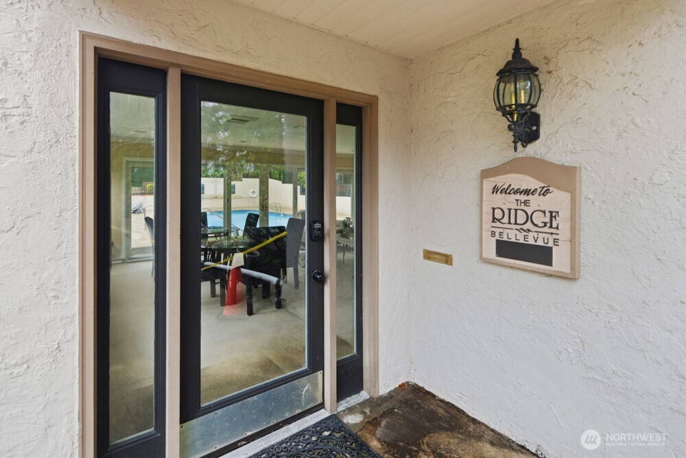 10506 NE 32nd Place #G203, Bellevue, WA 98004
