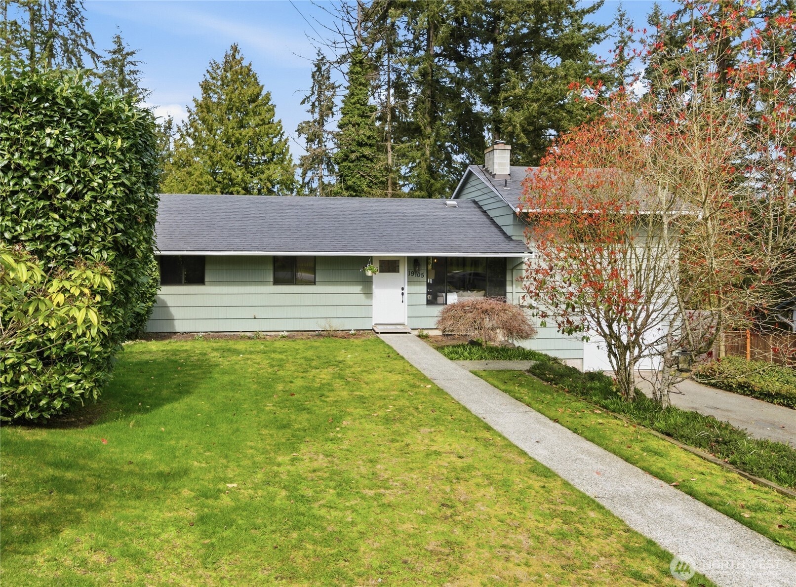 19105 18th Avenue W, Lynnwood, WA 98036-4860