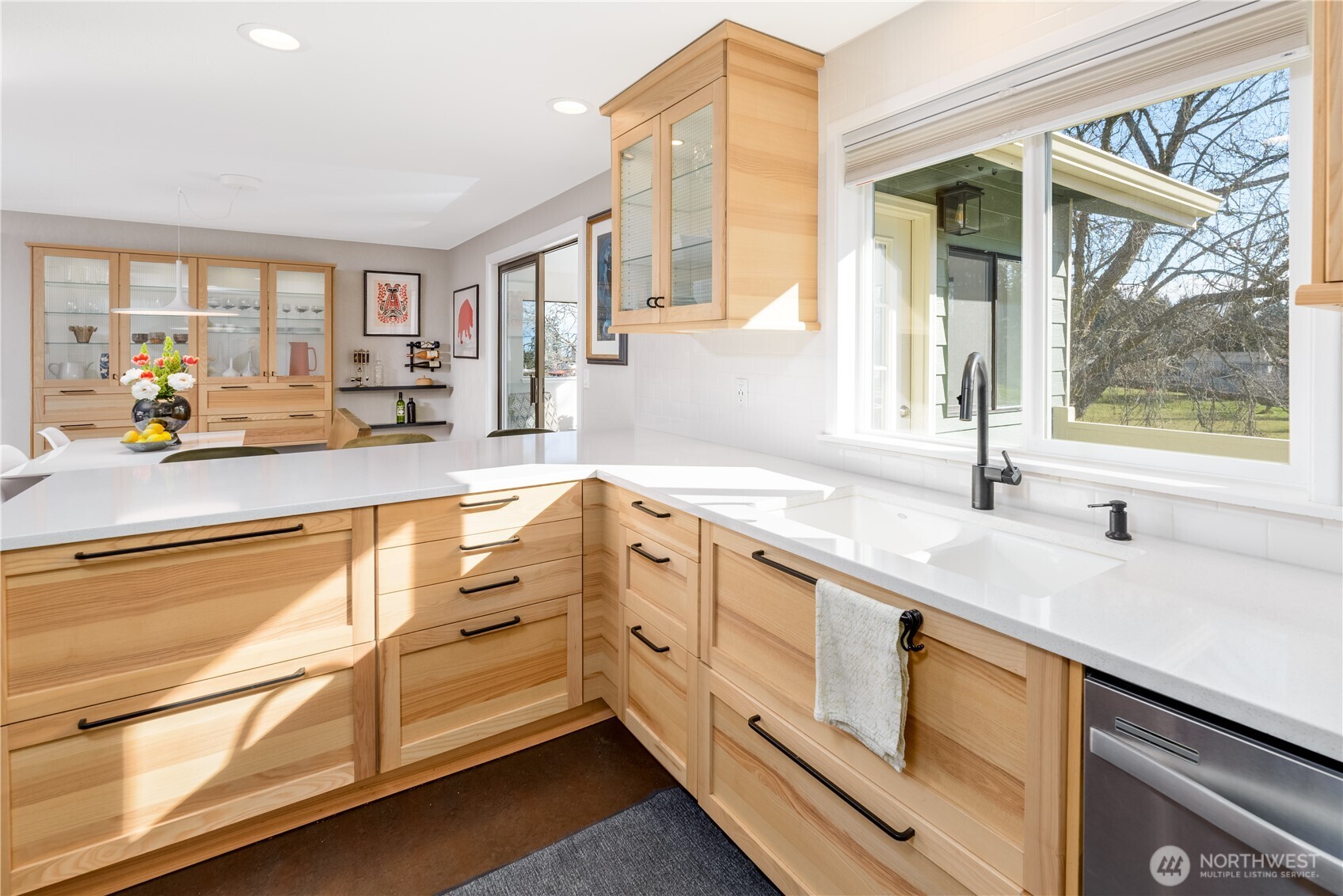 3633 Crabapple Place , Port Angeles, WA 98362