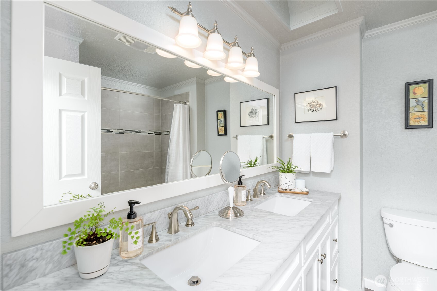 3633 Crabapple Place , Port Angeles, WA 98362