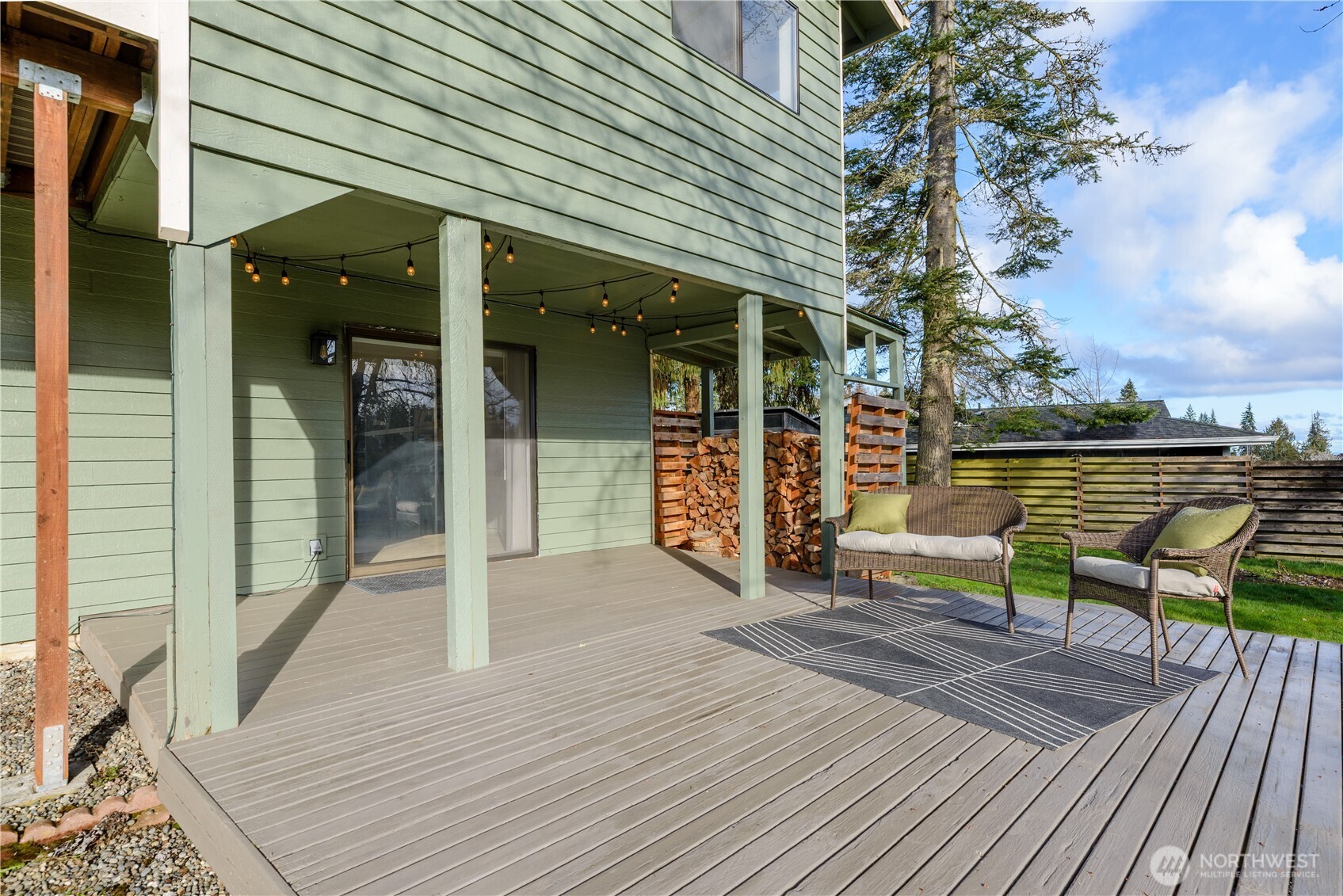 3633 Crabapple Place , Port Angeles, WA 98362