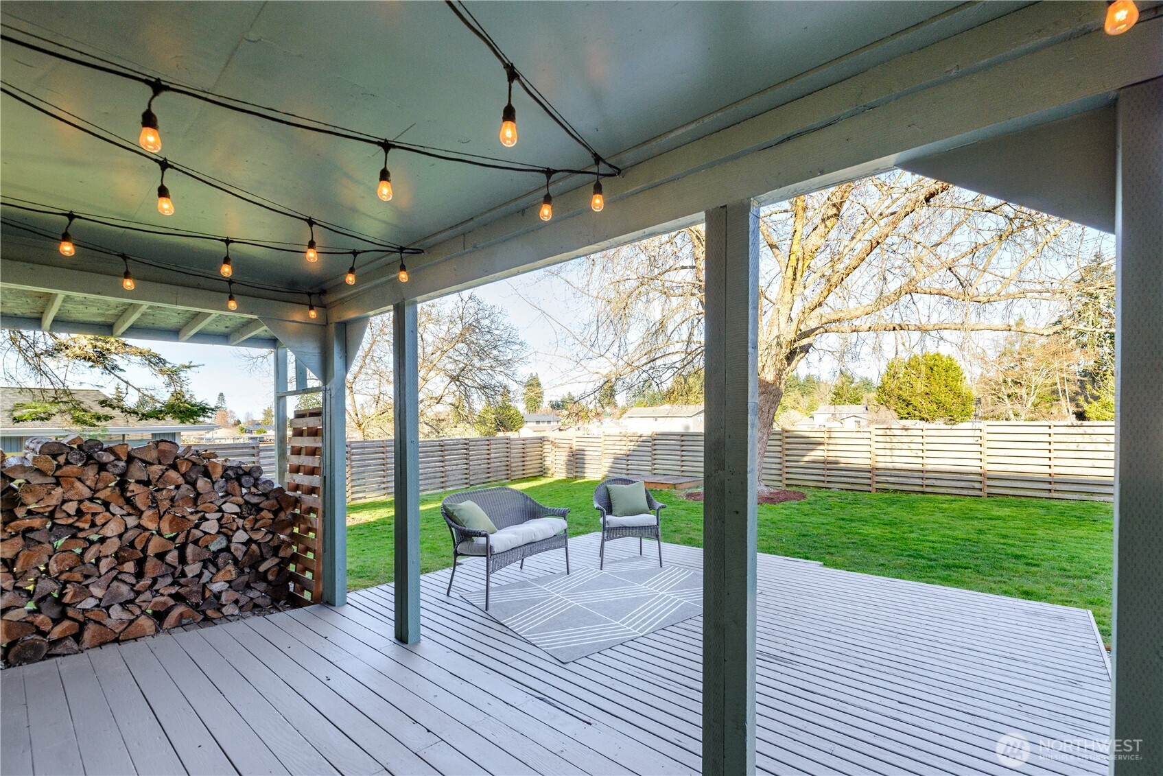 3633 Crabapple Place , Port Angeles, WA 98362