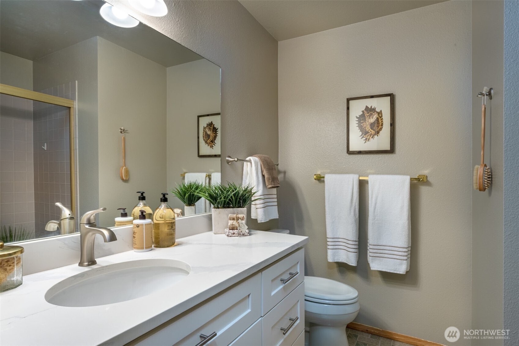 200 99th Avenue NE #16, Bellevue, WA 98004