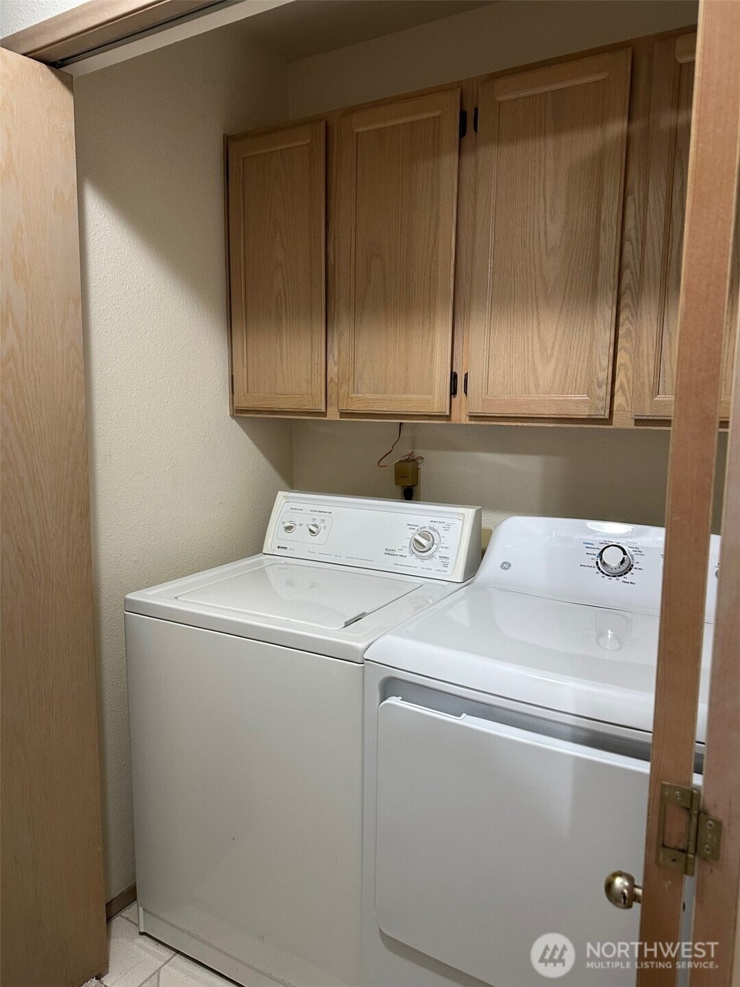 200 99th Avenue NE #16, Bellevue, WA 98004