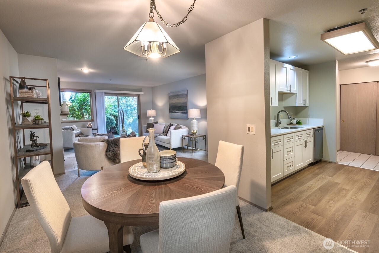 200 99th Avenue NE #16, Bellevue, WA 98004