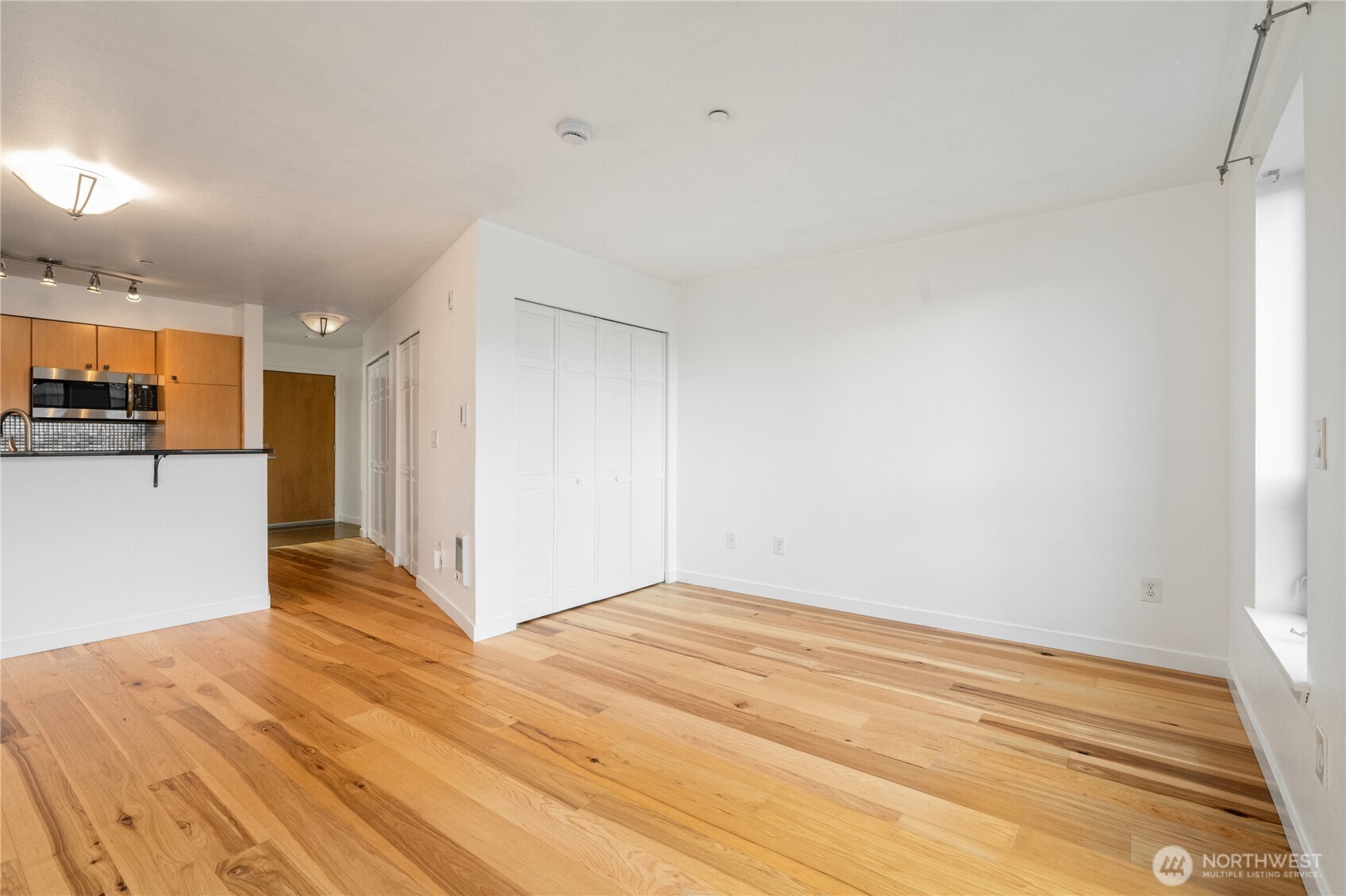 412 11th Avenue #209, Seattle, WA 98122