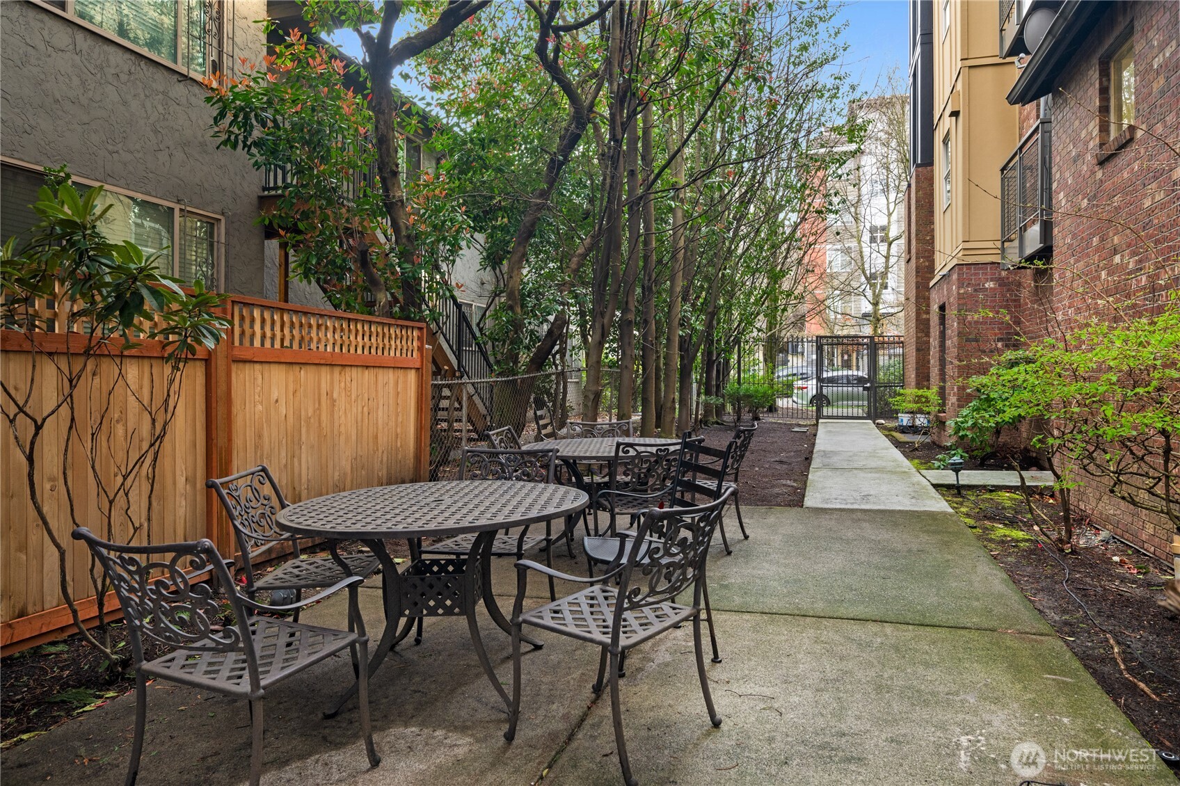 412 11th Avenue #209, Seattle, WA 98122