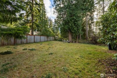14025 61st Place W, Edmonds, WA 98026-3619 - Photo 2