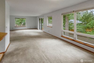 14025 61st Place W, Edmonds, WA 98026-3619 - Photo 8