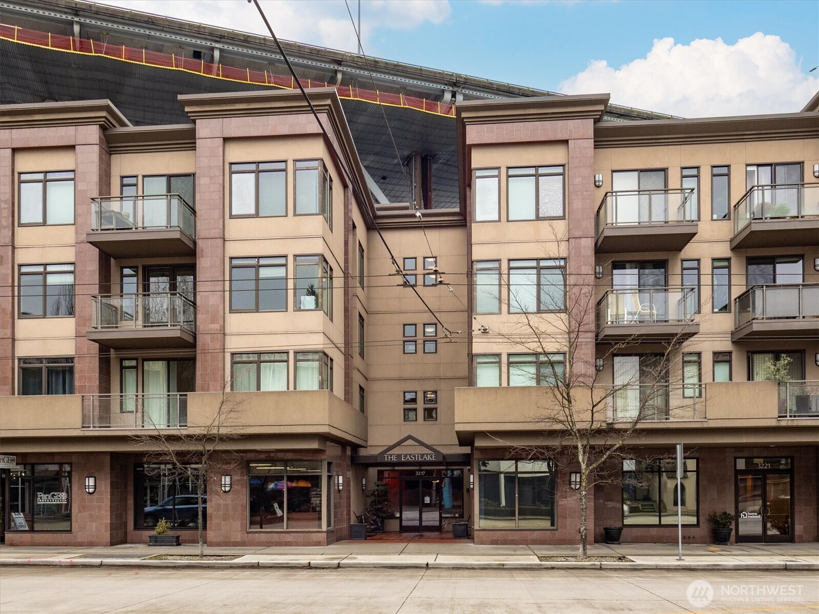 3217 Eastlake Avenue E #210, Seattle, WA 98102