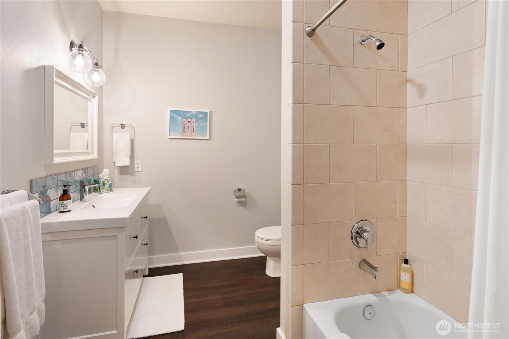 3217 Eastlake Avenue E #210, Seattle, WA 98102