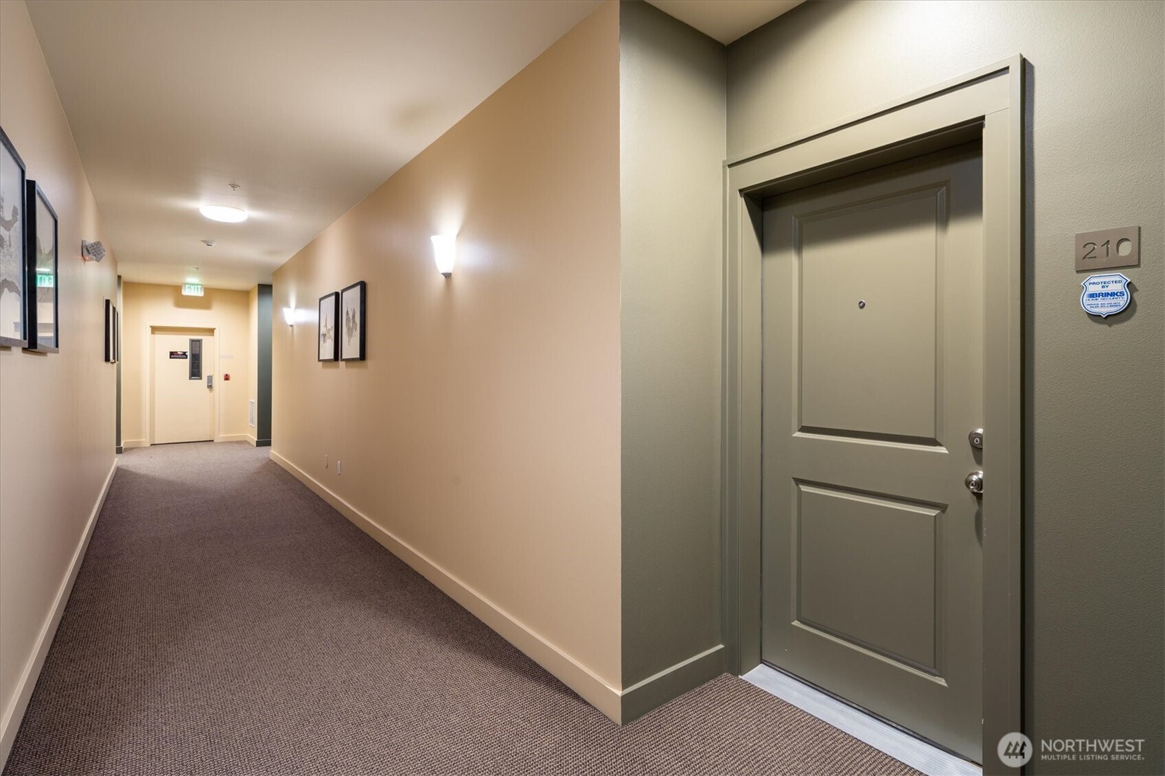 3217 Eastlake Avenue E #210, Seattle, WA 98102