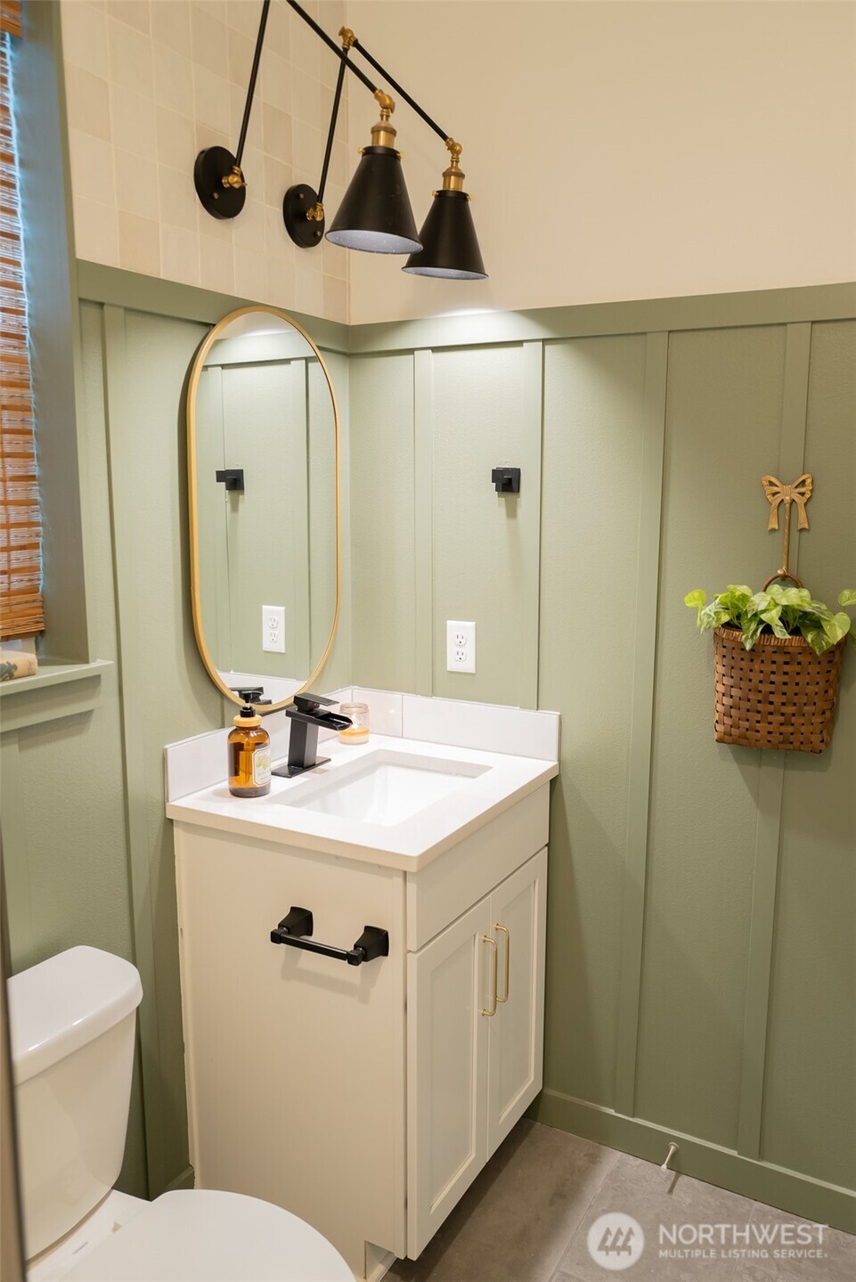 5170 Sophie Street , Bremerton, WA 98312-8004