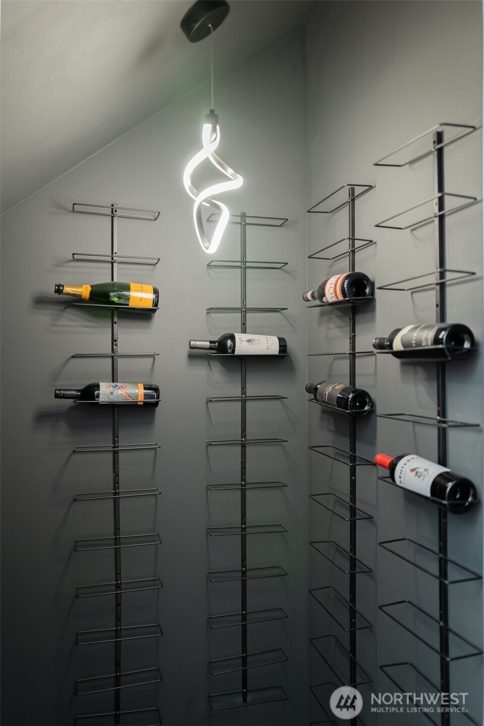 5170 Sophie Street , Bremerton, WA 98312-8004