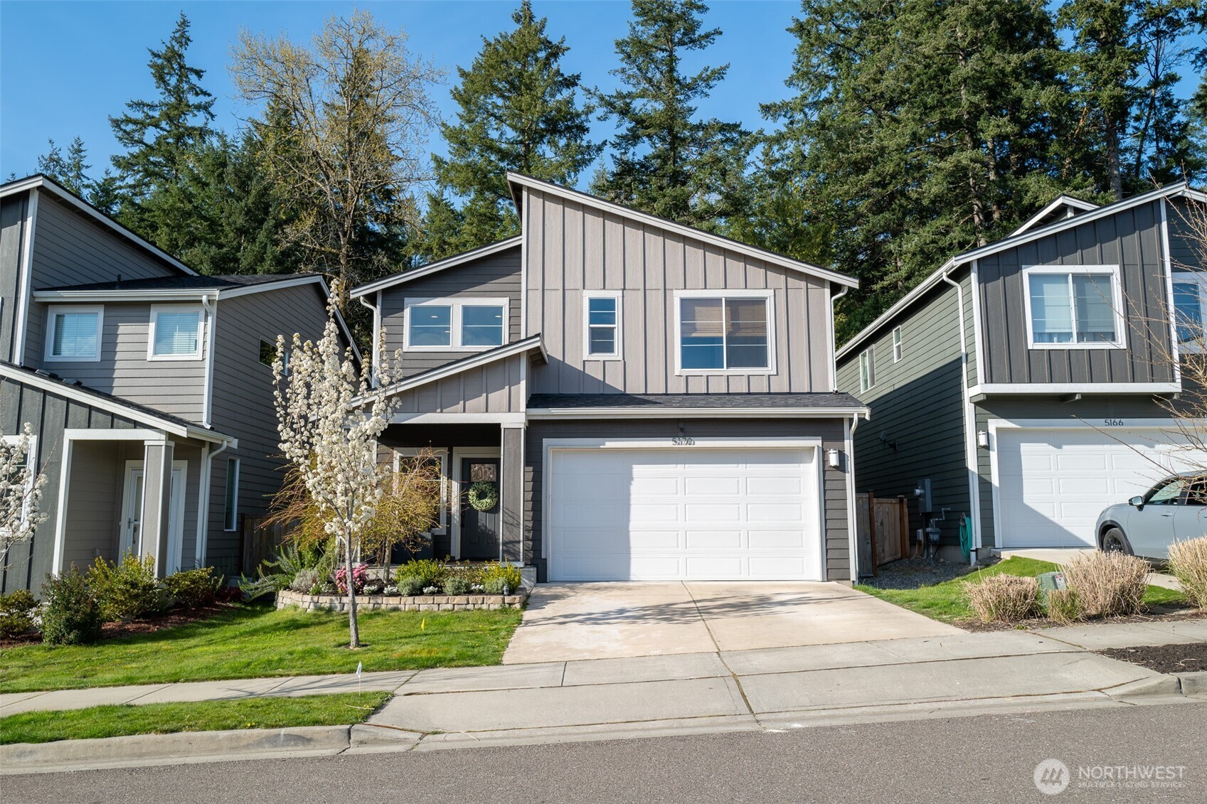 5170 Sophie Street , Bremerton, WA 98312-8004