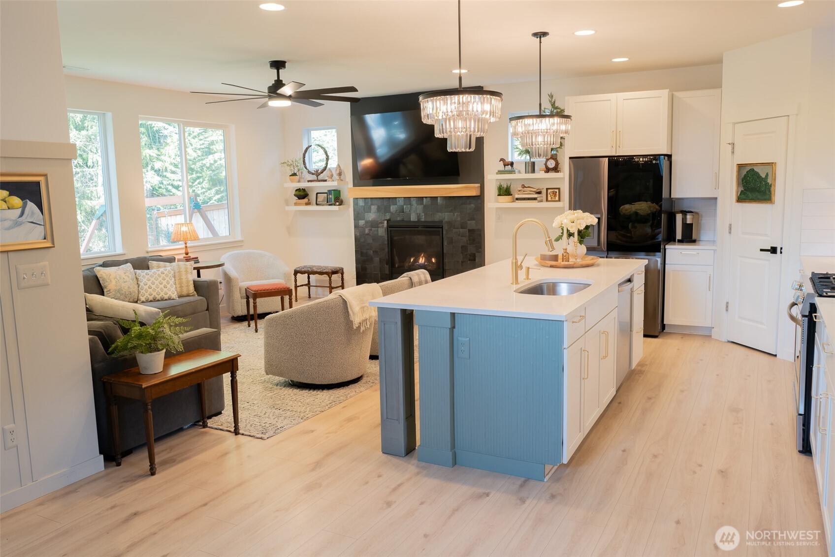 5170 Sophie Street , Bremerton, WA 98312-8004